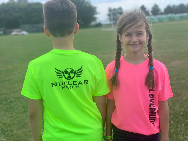Kids Electric Pink #LoveMud Technical T-shirt – The Nuclear Races